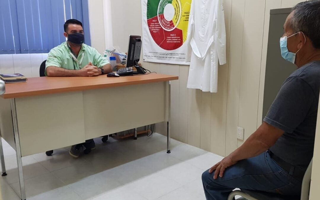 PERSONAS CON ENFERMEDADES CRÓNICAS DEBEN EXTREMAR CUIDADOS EN TEMPORADA DE CALOR.