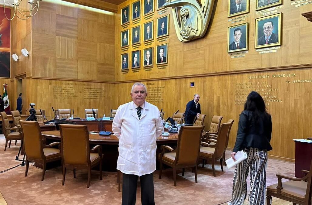 DANIEL ACOSTA RINDE PROTESTA COMO COORDINADOR DE IMSS BIENESTAR DE SLP