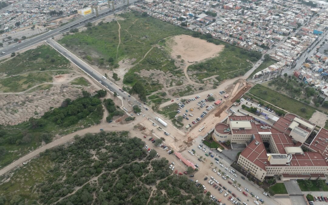 RICARDO GALLARDO SUPERVISA OBRAS DE ACCESO A CLÍNICA 50 DEL IMSS