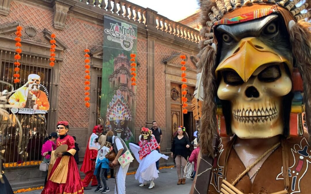 MONUMENTAL DESFILE DE XANTOLO EXHIBIRÁ LO MEJOR DE LAS TRADICIONES POTOSINAS