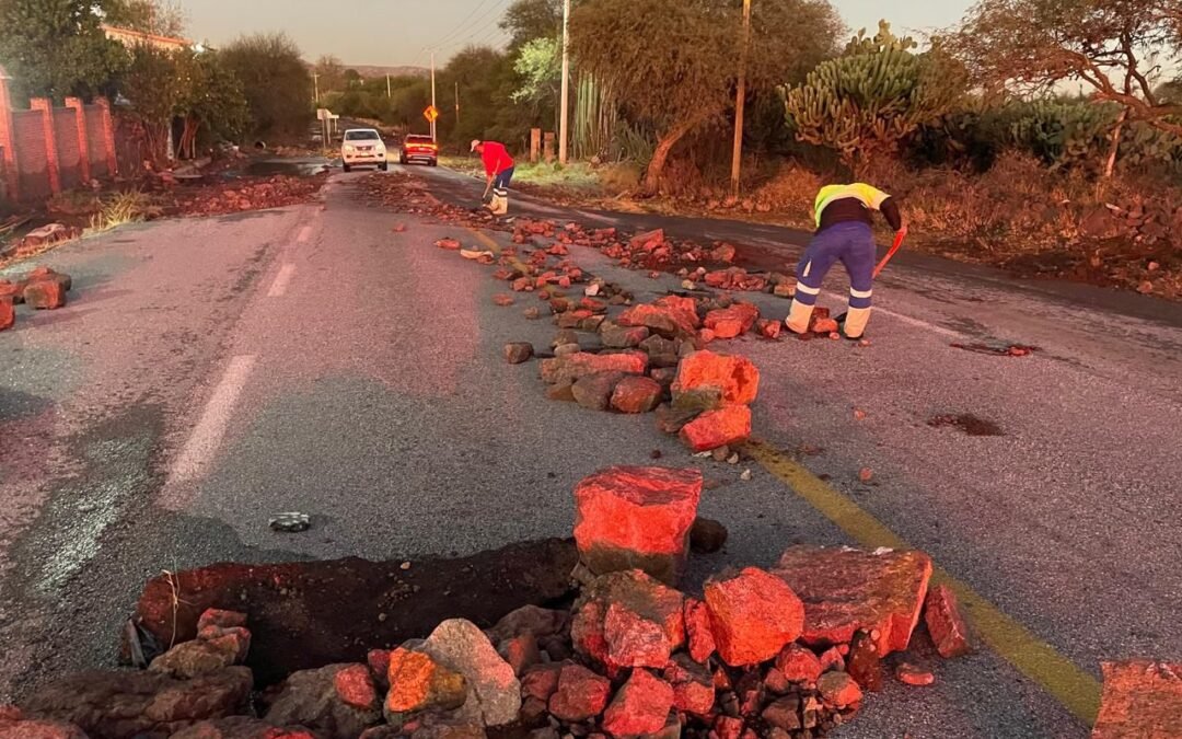 GOBIERNO ESTATAL BRINDA APOYO A FAMILIAS AFECTADAS POR EL REALITO