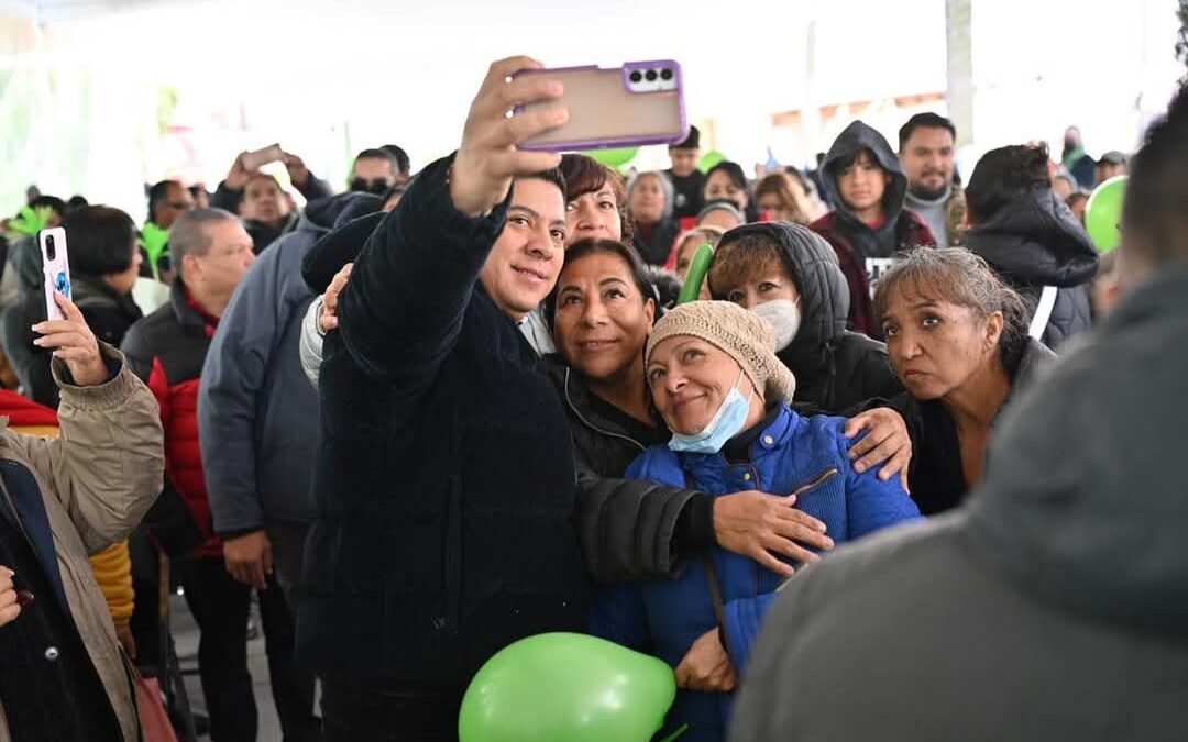 OBRAS DE RICARDO GALLARDO LLEVAN APOYO A LAS CUATRO REGIONES: FAMILIAS POTOSINAS