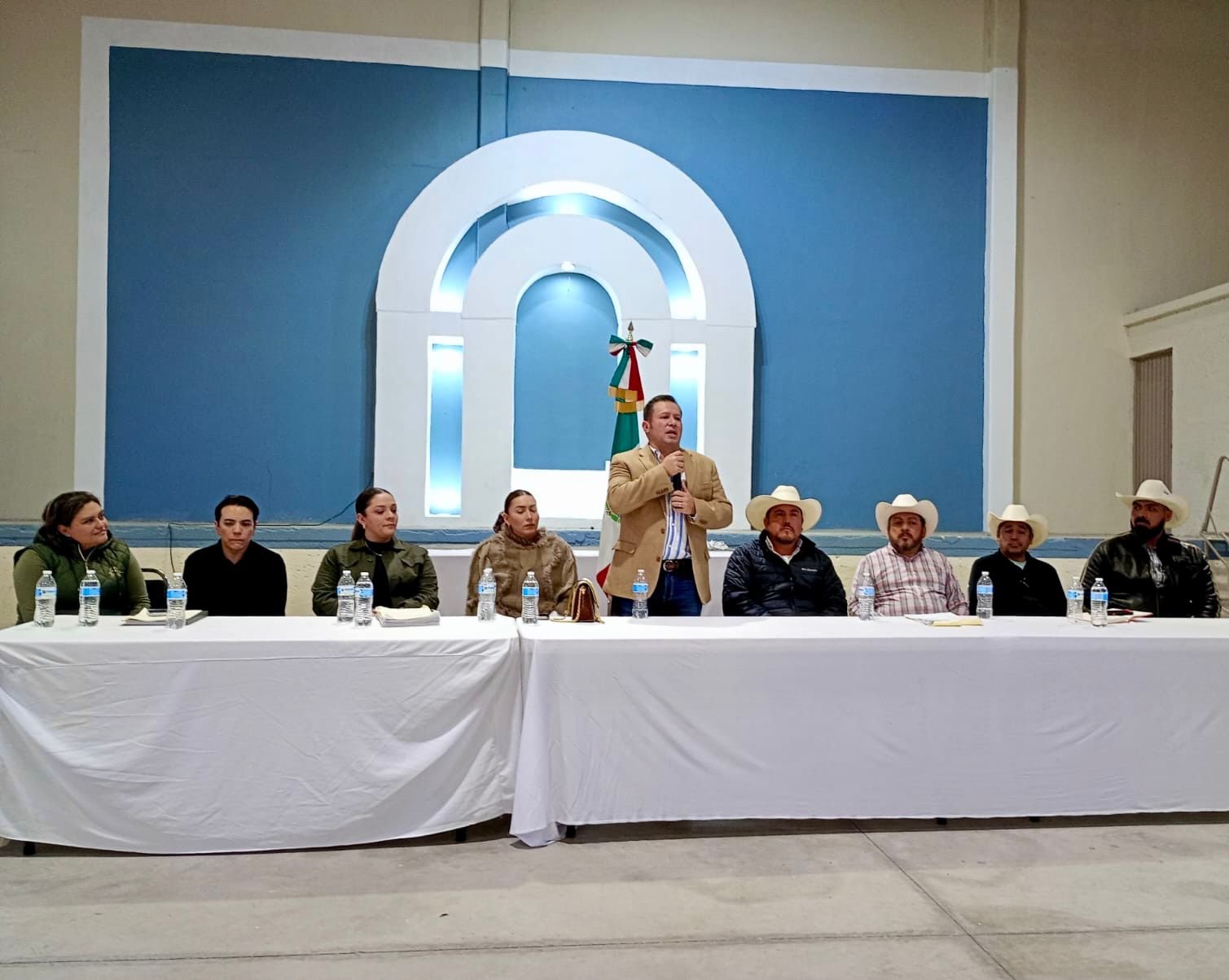 COORDINAN EL ESTADO Y MUNICIPIOS REGULARIZACIÓN DE VIVIENDA