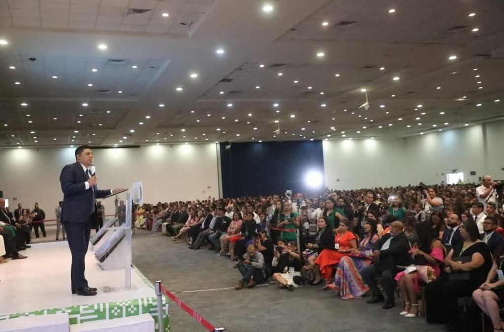 RICARDO GALLARDO MANTIENE COMPROMISO DE FEDERALIZAR A DOCENTES DE TELESECUNDARIAS