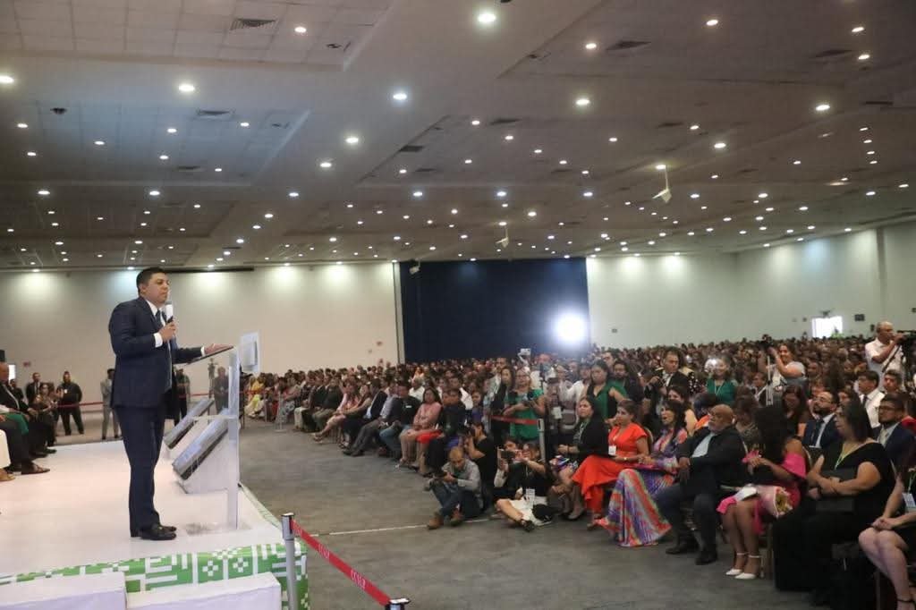 RICARDO GALLARDO MANTIENE COMPROMISO DE FEDERALIZAR A DOCENTES DE TELESECUNDARIAS