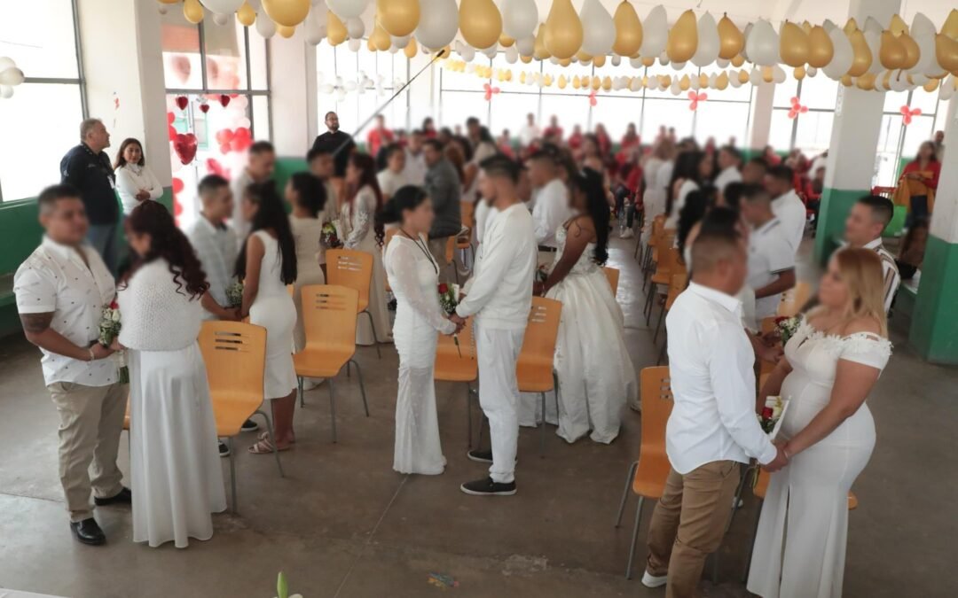 PERSONAS PRIVADAS DE LA LIBERTAD CONTRAEN MATRIMONIO EN SAN VALENTÍN