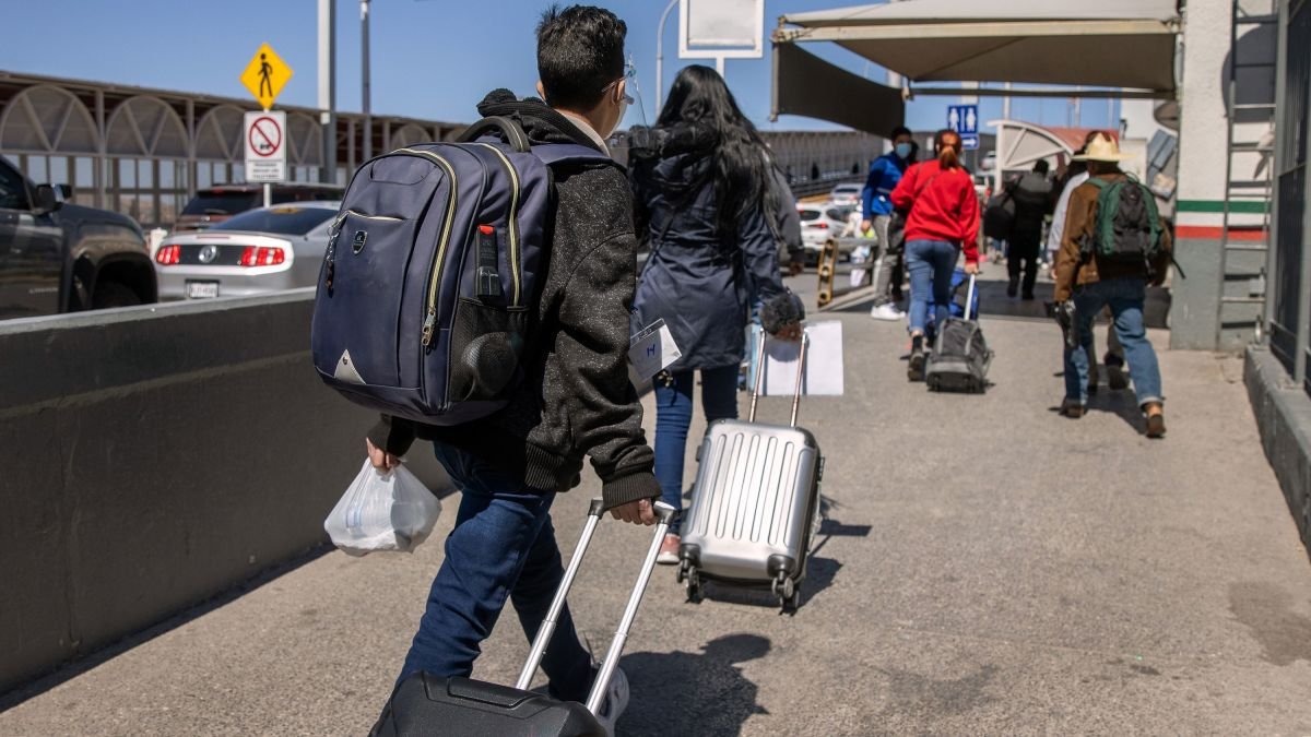 MÁS DE DOS MIL MILLONES DE DÓLARES EN REMESAS EN 2024: COESPO
