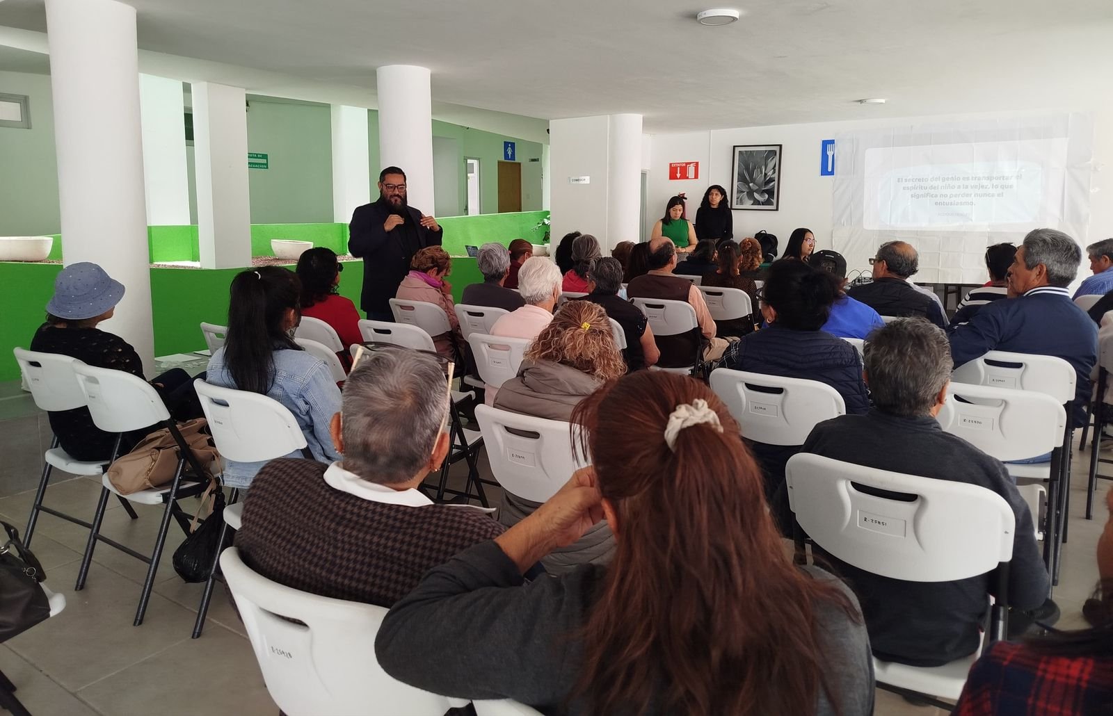 GOBIERNO DEL ESTADO BRINDA APOYO EN SALUD A PERSONAS ADULTAS MAYORES