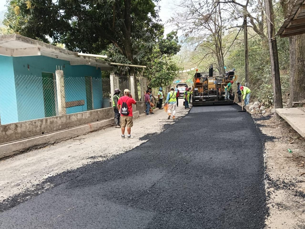 EL ESTADO REPORTA AVANCE DEL 70 POR CIENTO EN CAMINO TAMÁN-SAN FRANCISCO EN TAMAZUNCHALE