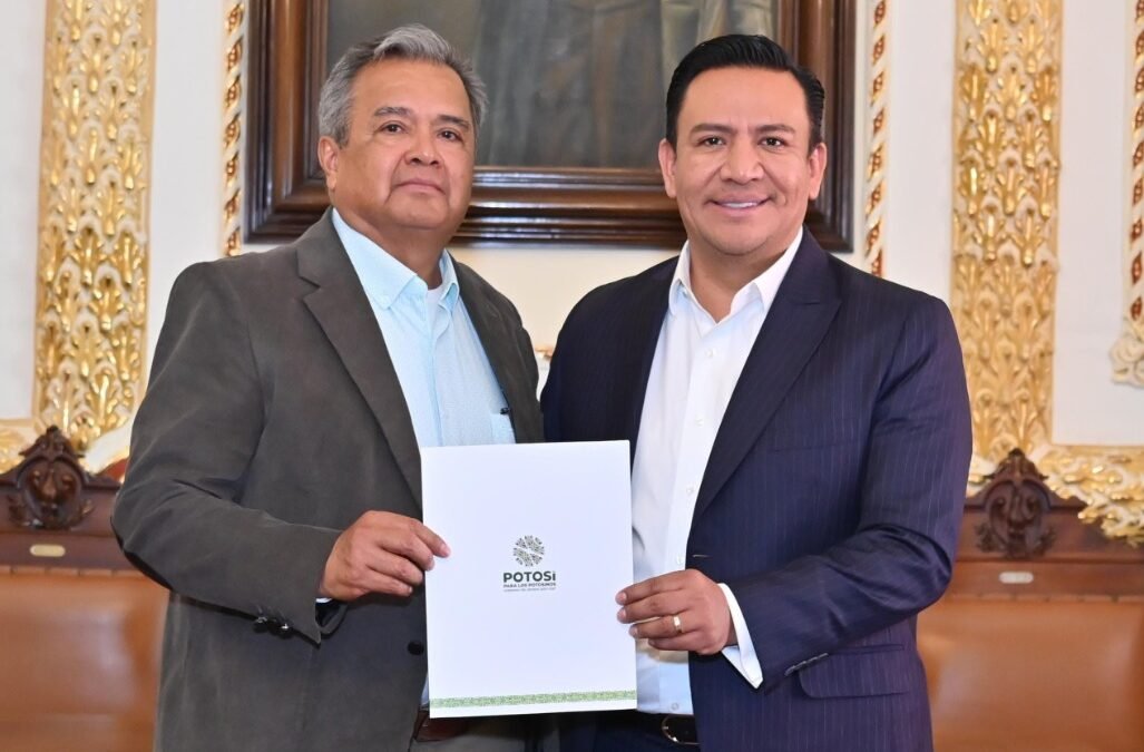 RINDEN PROTESTA NUEVOS TITULARES DE LA STPS Y SEER