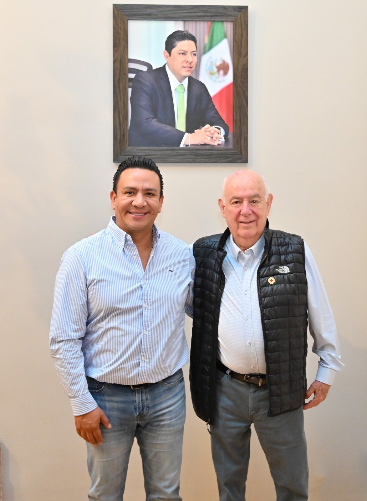 EJECUTIVO ESTATAL ANALIZA APOYO EXTRAORDINARIO PARA LA CRUZ ROJA