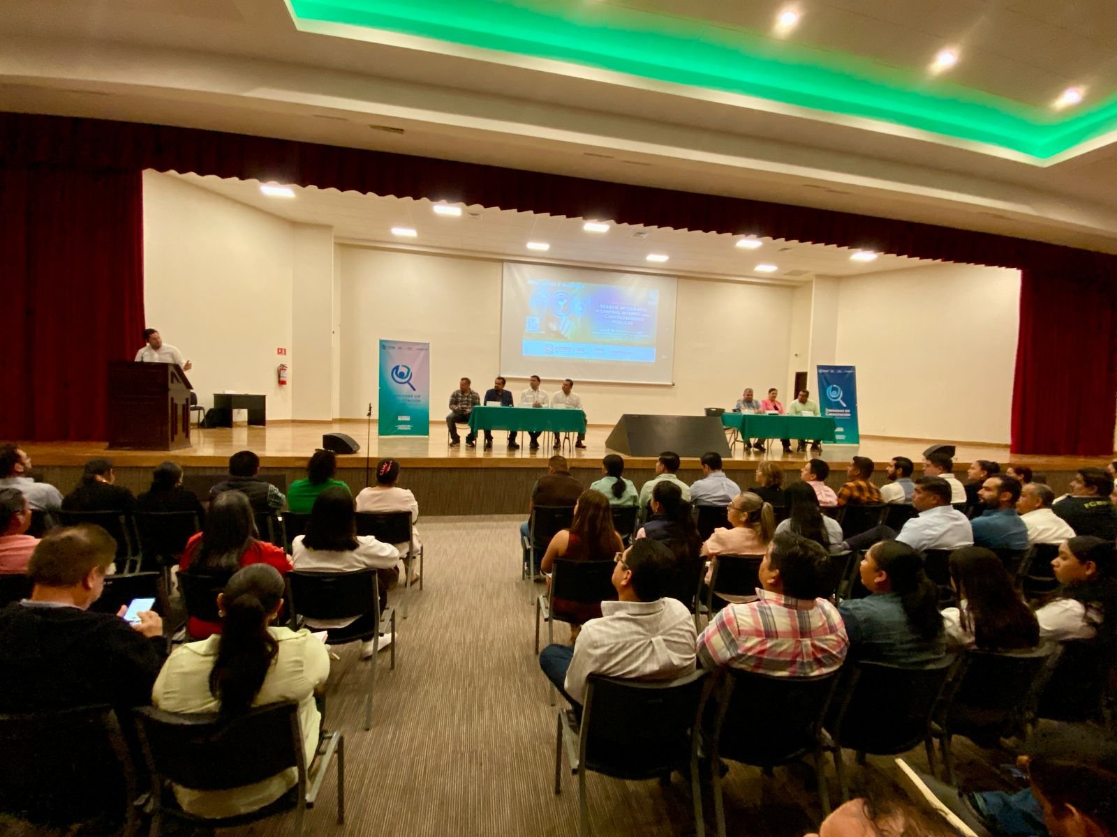 ESTADO DESCENTRALIZA CAPACITACIÓN MUNICIPAL