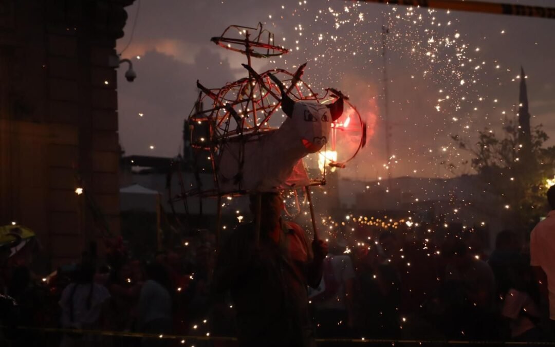 GRAN NOCHE DE DIABLOS Y JUDAS EN EL CENTRO HISTÓRICO