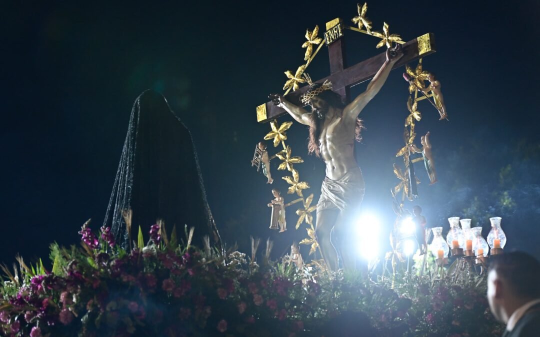 MPACTANTE Y MAJUESTUOSA PROCESIÓN DEL SILENCIO 2025