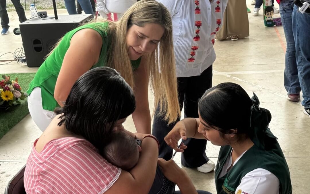 REALIZA SALUD JORNADA ESPECIAL DE VACUNACIÓN