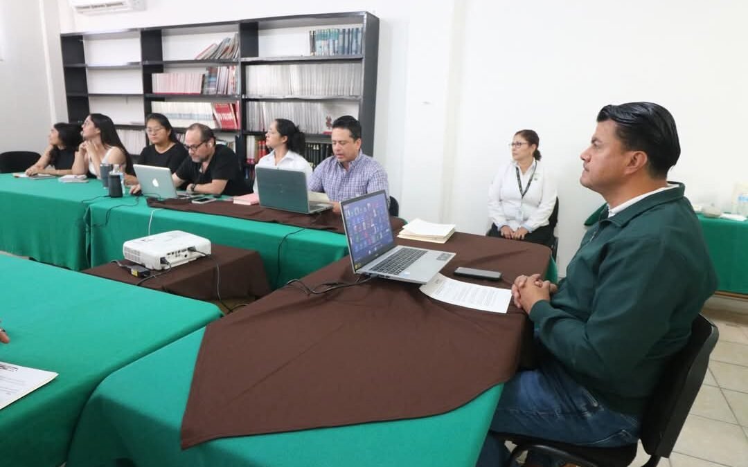 CAPACITAN A FUNCIONARIOS MUNICIPALES SOBRE LA DECLARACIÓN PATRIMONIAL