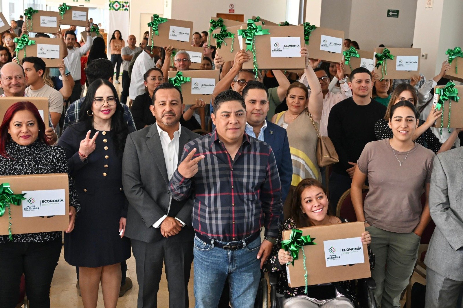 RICARDO GALLARDO ANUNCIA MIL 500 MILLONES DE PESOS PARA EMPRENDEDORES Y EMPRENDEDORAS POTOSINAS