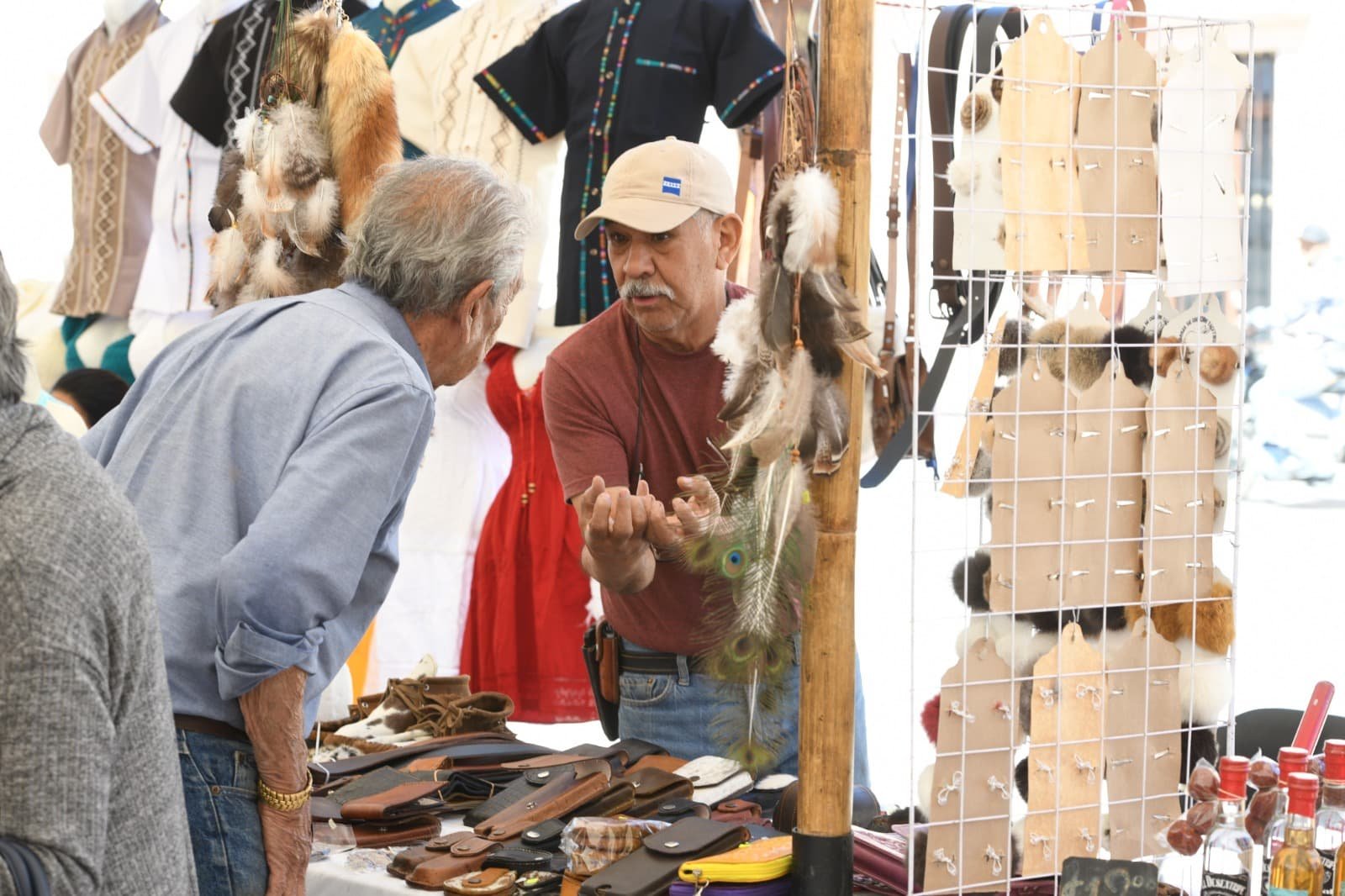 PERSONAS ARTESANAS POTOSINAS PARTICIPARÁN EN LA FENAPO 2025