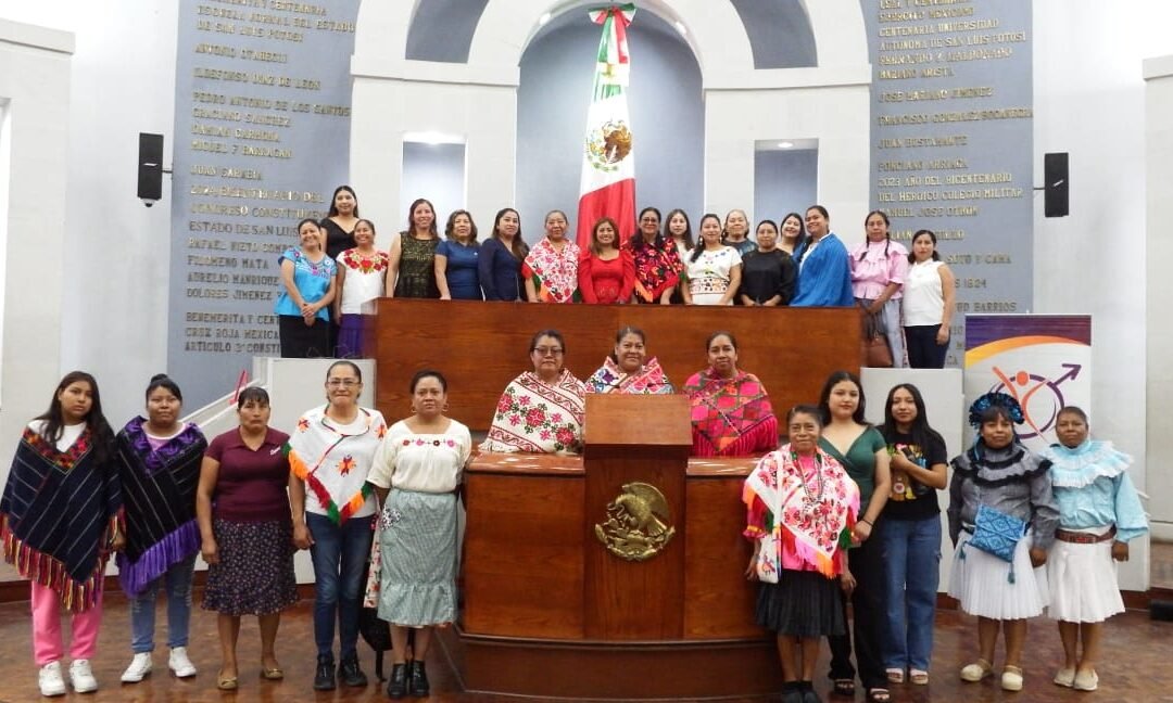 ESTADO PROMUEVE LIDERAZGO DE MUJERES INDÍGENAS