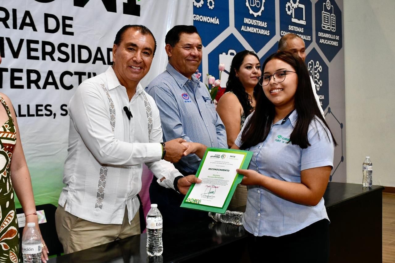 ESTUDIANTES POTOSINOS LOGRAN PRIMER LUGAR EN COMPETENCIA INTERNACIONAL