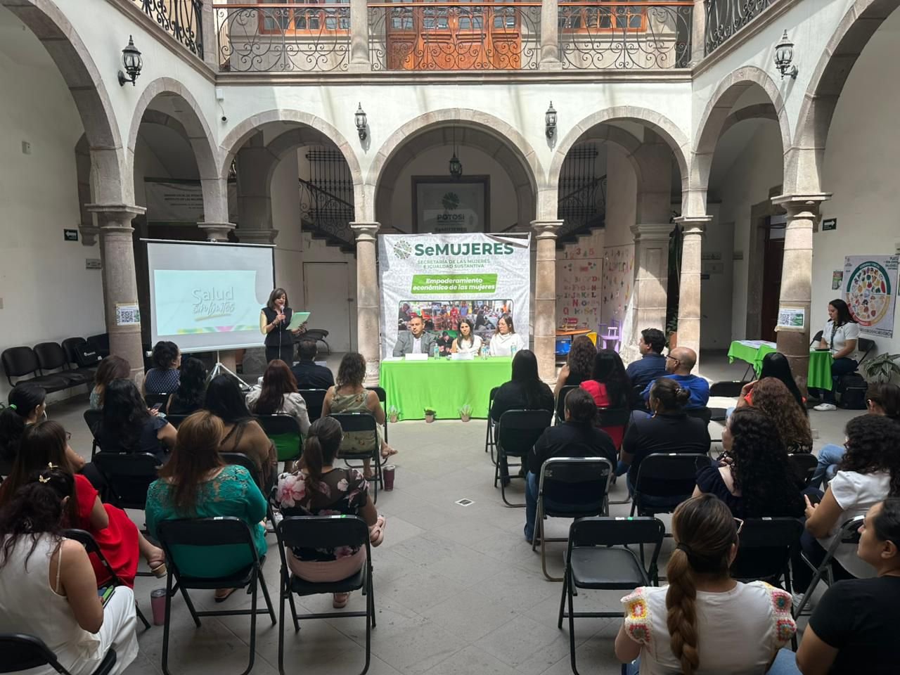 CONMEMORAMOS EL DÍA MUNDIAL DE LA SALUD MENTAL MATERNA