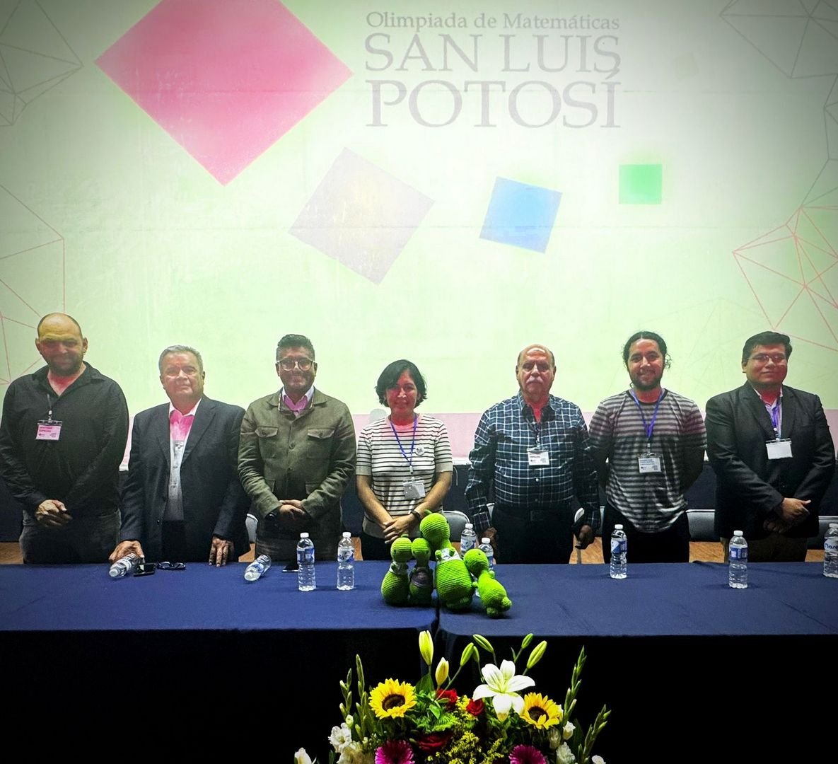 ESTUDIANTES DEL SEER DESTACAN EN OLIMPIADA DE MATEMÁTICAS