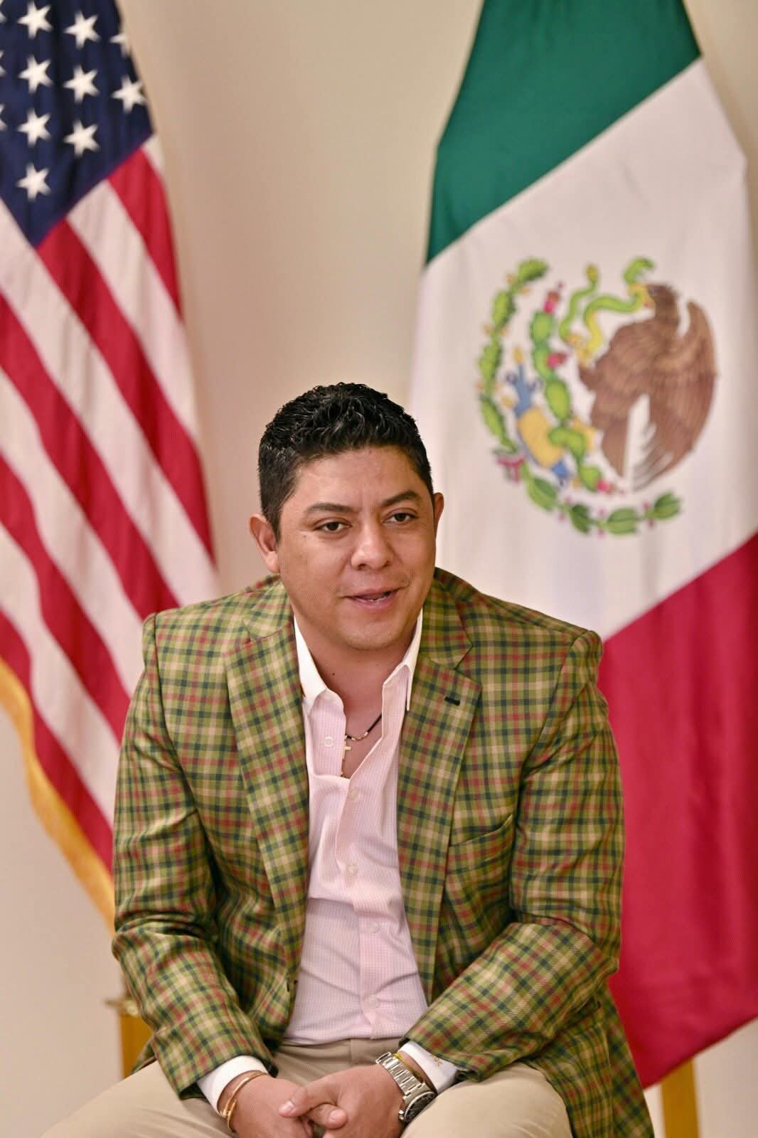 GARANTIZADO APOYO A PAISANOS POTOSINOS RADICADOS EN LOS ÁNGELES