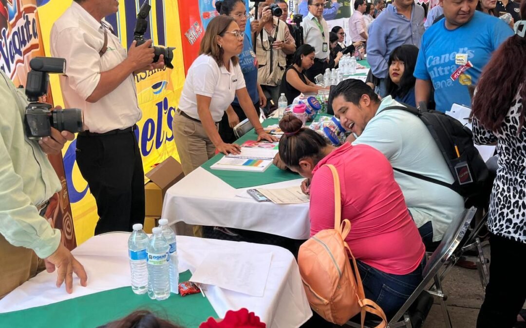 Gobierno estatal refuerza estrategias integrales para generar empleo