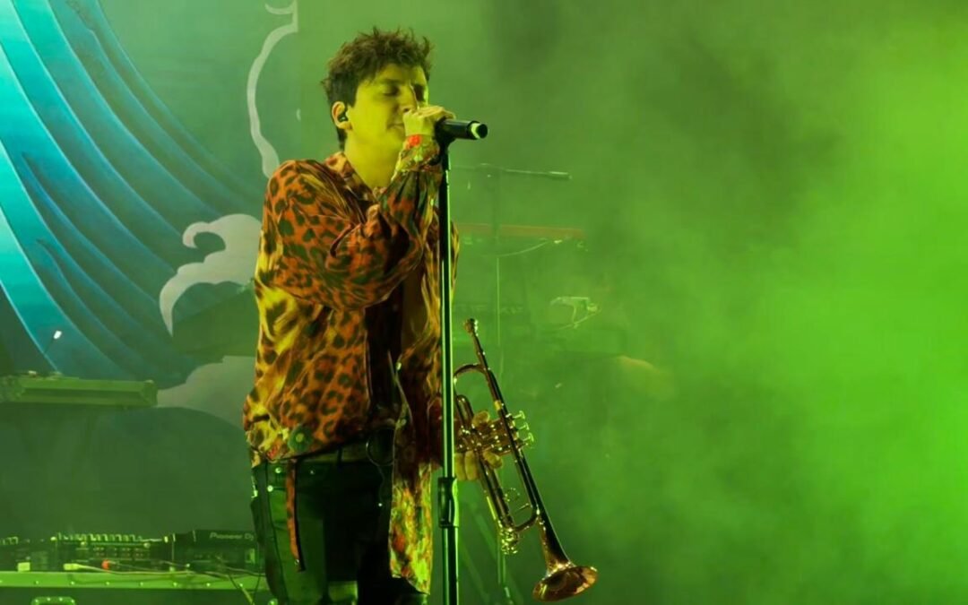 KINKY HACE VIBRAR EL TEATRO DE LA CIUDAD EN UNA NOCHE MEMORABLE