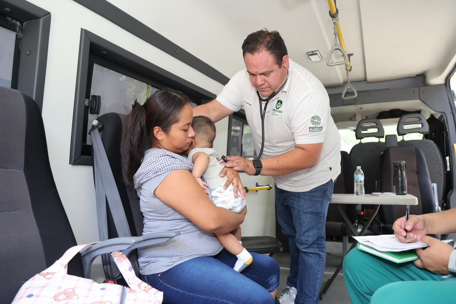 REALIZA DIF ESTATAL FERIA DE LA SALUD EN AXTLA DE TERRAZAS