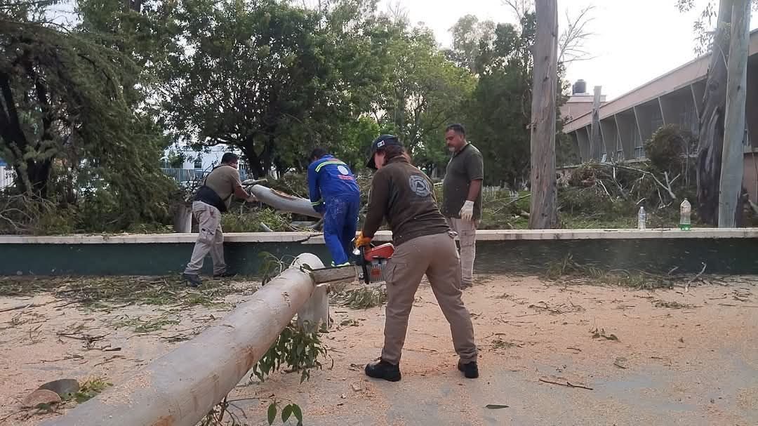 GOBIERNO ESTATAL REVISA ESCUELAS ANTE AFECTACIONES POR LLUVIAS