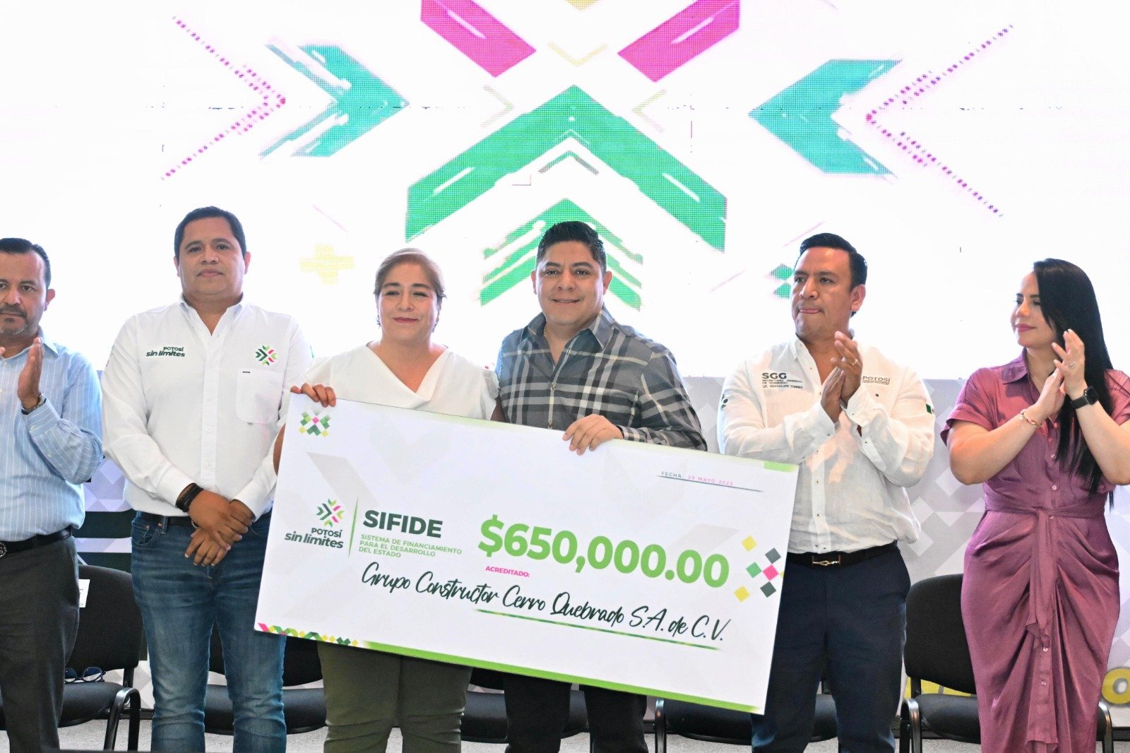 CELEBRA SIFIDE ANIVERSARIO CON MÁS CRÉDITOS A NEGOCIOS Y EMPRENDIMIENTOS
