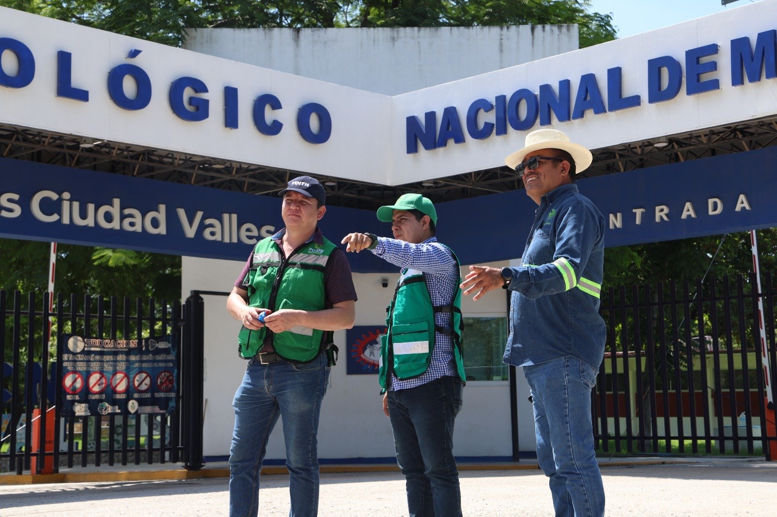 ESTUDIANTES DE CIUDAD VALLES PRINCIPALES BENEFICIARIOS DE METRORED