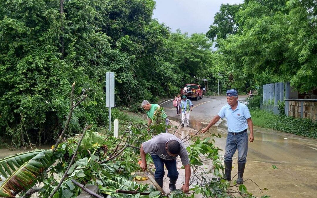 RICARDO GALLARDO INSTRUYE EVALUAR DAÑOS A CAMINOS AFECTADOS POR LA LLUVIA
