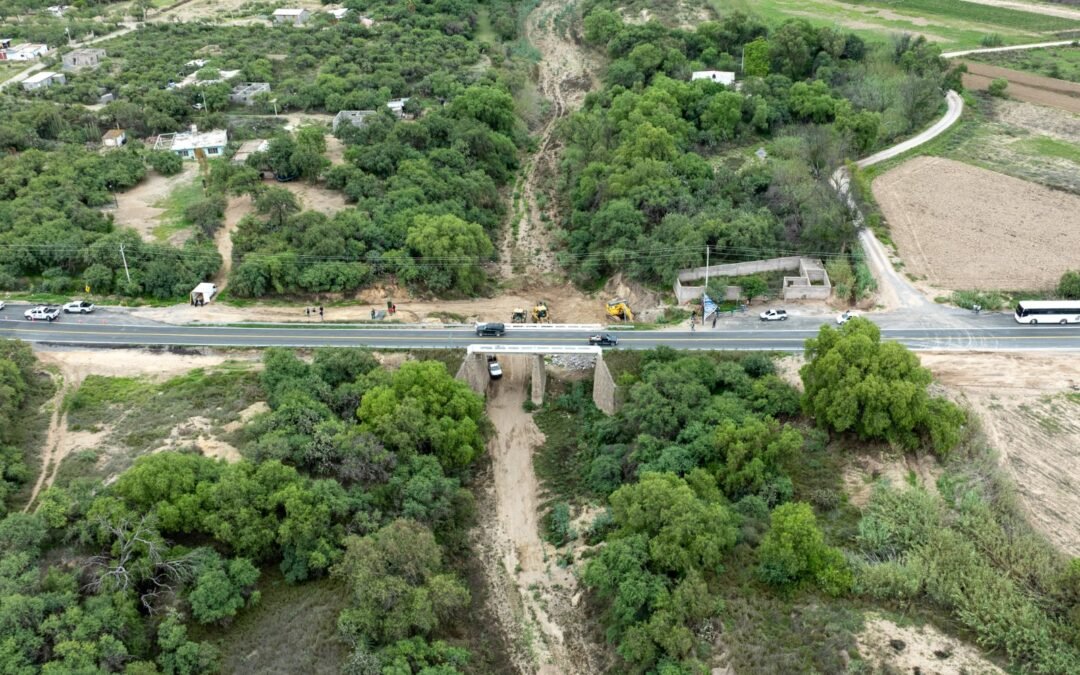 Refuerzan la supercarretera a Ahualulco con nuevo puente