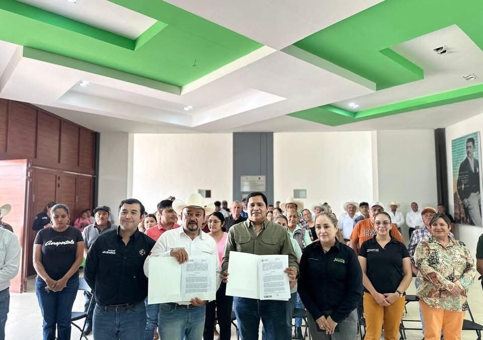 ESTADO ACERCA MÁS FINANCIAMIENTOS Y CAPACITACIÓN A FAMILIAS DE AHUALULCO