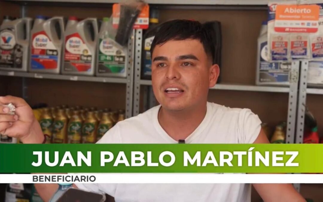 NEGOCIOS DE ABASTOS RECONOCEN A RICARDO GALLARDO POR INICIO DE RENOVACIÓN DE CALLE LIBERTAD