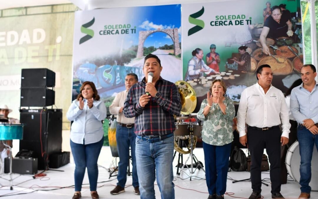CONVIVE RICARDO GALLARDO CON SOLEDENSES EN EL DÍA DE LA GARNACHA EN LA FENAPO