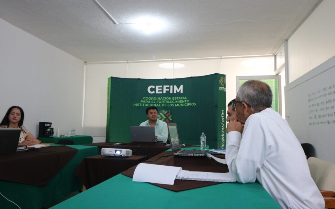 MÁS DE 400 FUNCIONARIOS MUNICIPALES SE CAPACITAN PARA LA ELABORACIÓN DE SUS INFORMES