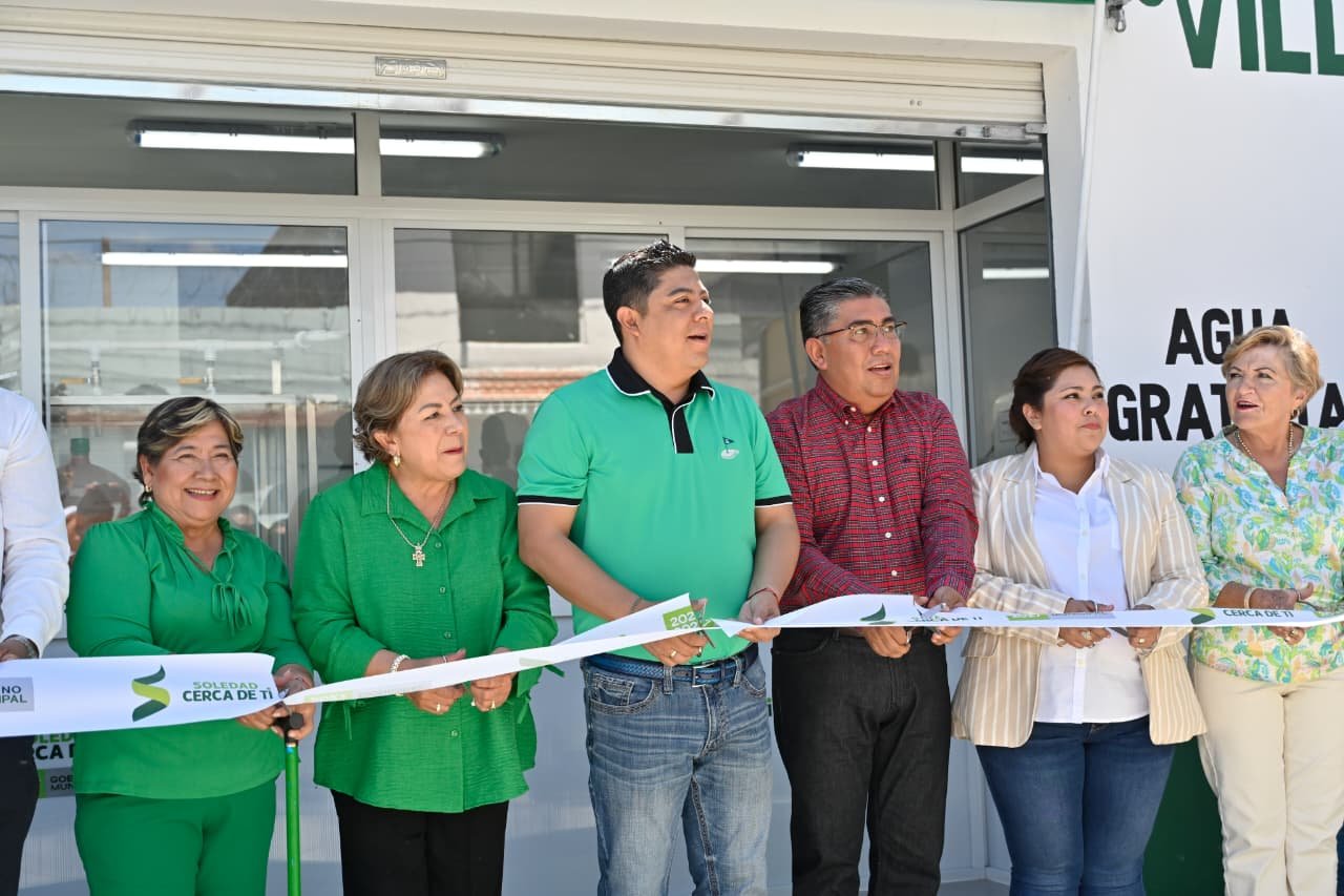 RICARDO GALLARDO ENTREGA ÁREA DEPORTIVA A FAMILIAS DE 3 MUNICIPIOS