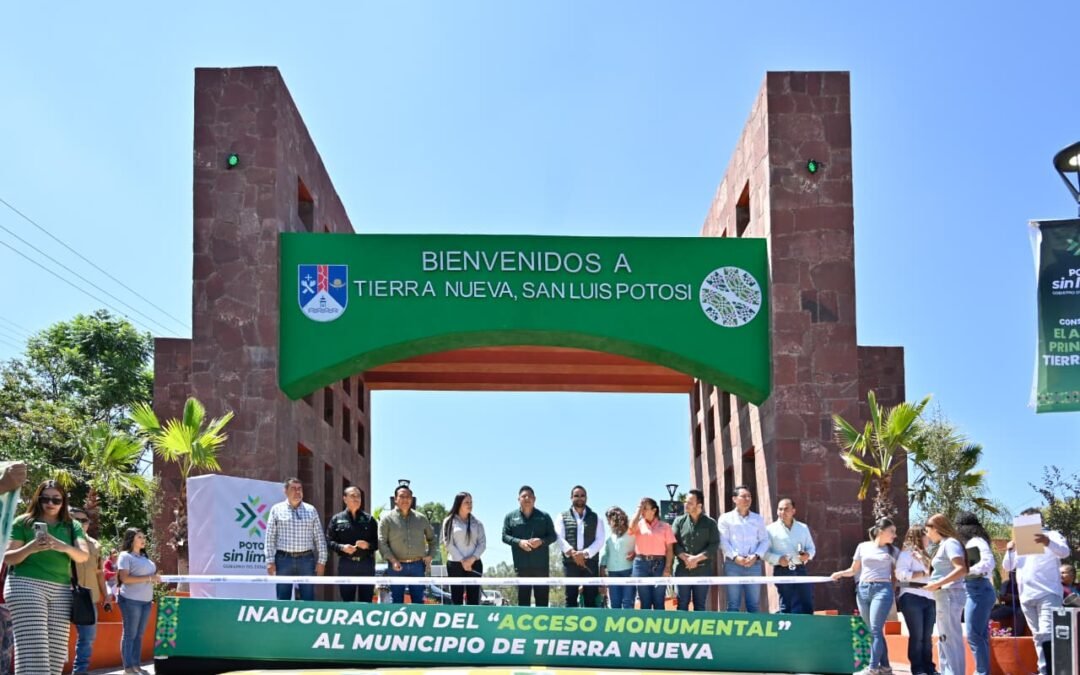 RICARDO GALLARDO ENTREGA RENOVADA UNIDAD DEPORTIVA EN TIERRA NUEVA