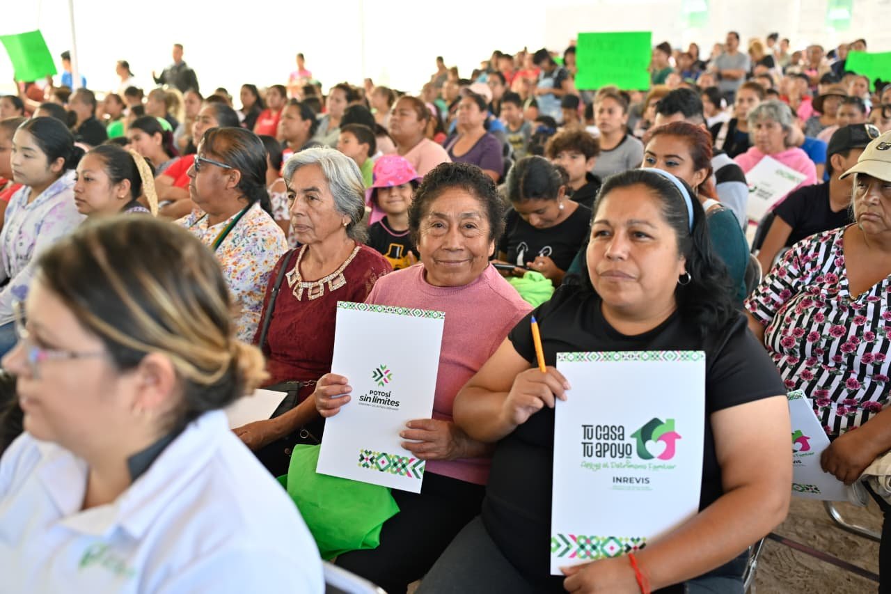 “NOS CAMBIÓ LA VIDA”, DESTACAN FAMILIAS POR LOTES ENTREGADOS POR RICARDO GALLARDO