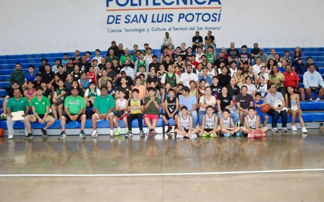 CON ÉXITO SE LLEVA A CABO CLÍNICA DEPORTIVA DE BASQUETBOL