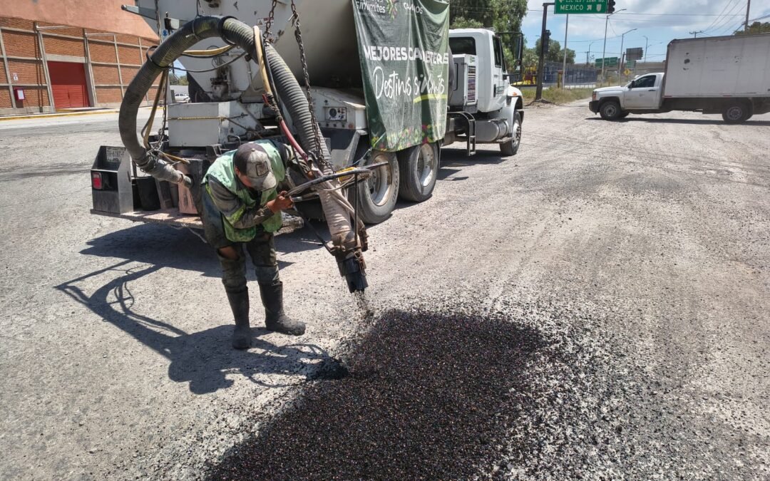 GOBIERNO ESTATAL ATENDIÓ 334 KILÓMETROS DE CAMINOS EN AGOSTO