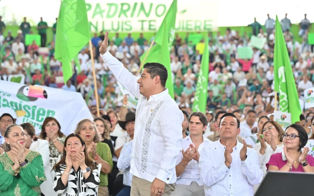 MÁS APOYO SIN LÍMITES REAFIRMA RICARDO GALLARDO EN EL INFORME DESDE TAMAZUNCHALE