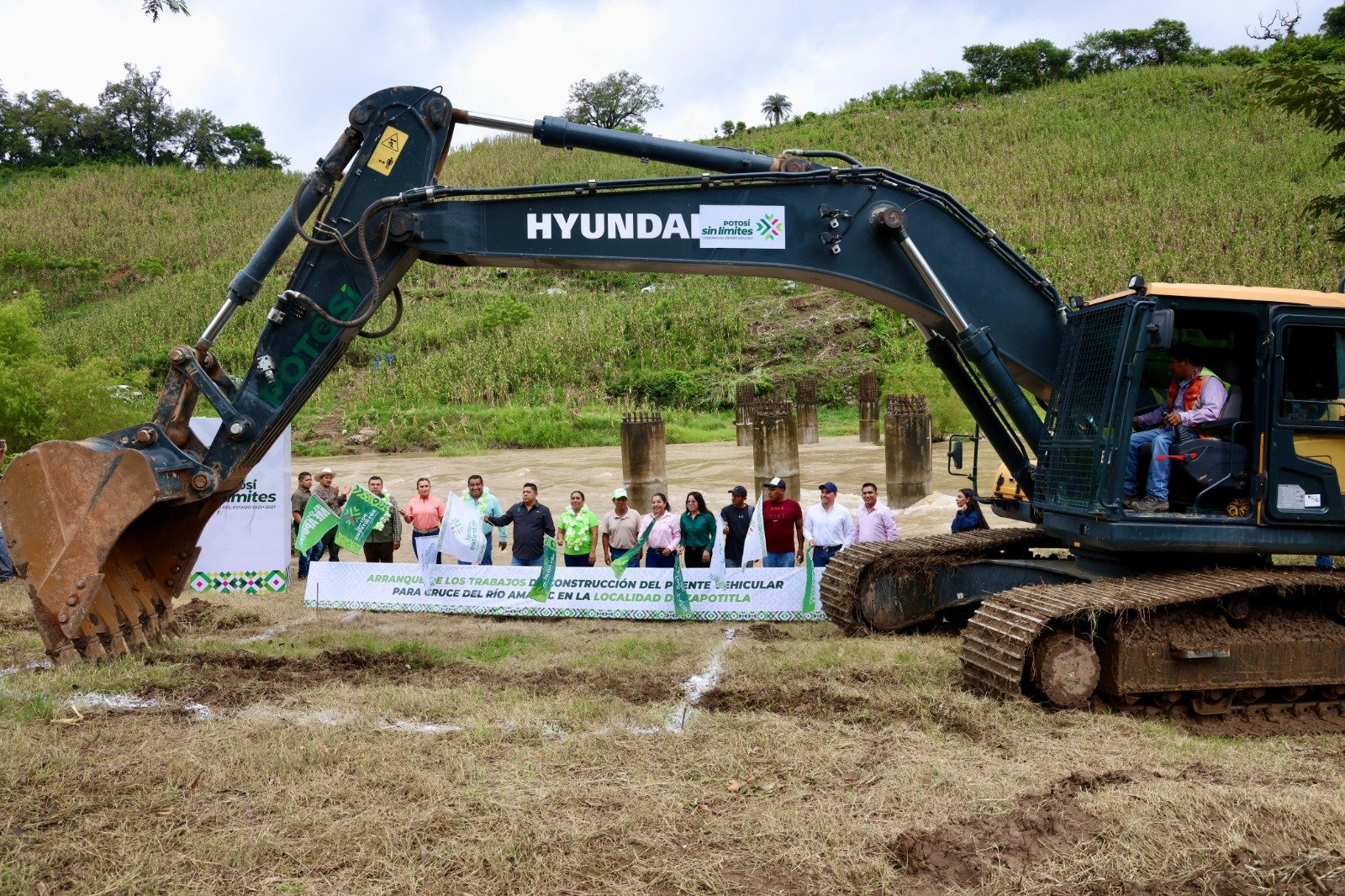 RICARDO GALLARDO CONSTRUYE OBRAS SIN LÍMITES EN LA HUASTECA SUR