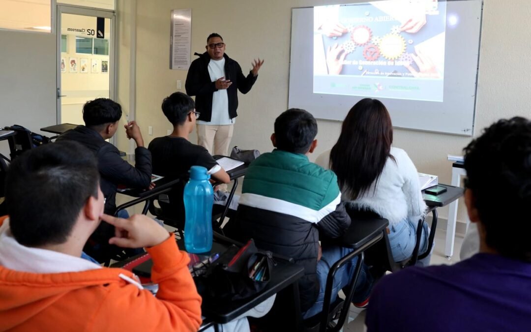 CAPACITAN A JÓVENES PARA IMPULSAR PROYECTOS DE INNOVACIÓN Y GOBIERNO ABIERTO