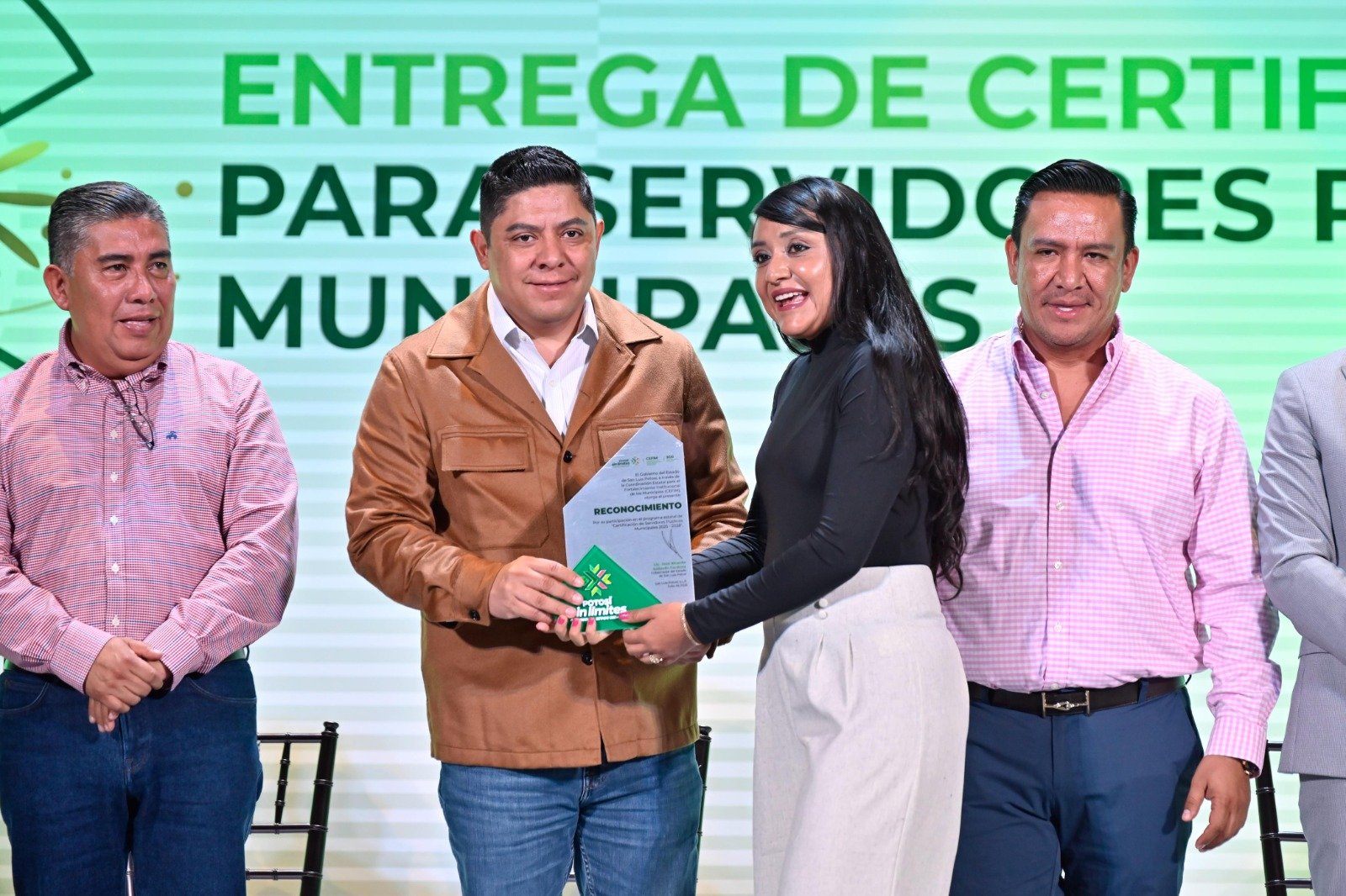 RICARDO GALLARDO RESPALDA TRABAJO DE CONCEJAL PRESIDENTA DE POZOS