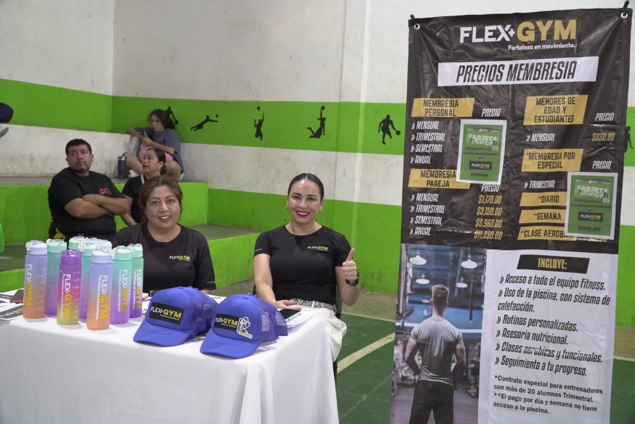 ENTREGAN MÁS DE 300 TARJETAS JOVEN EN CERRITOS