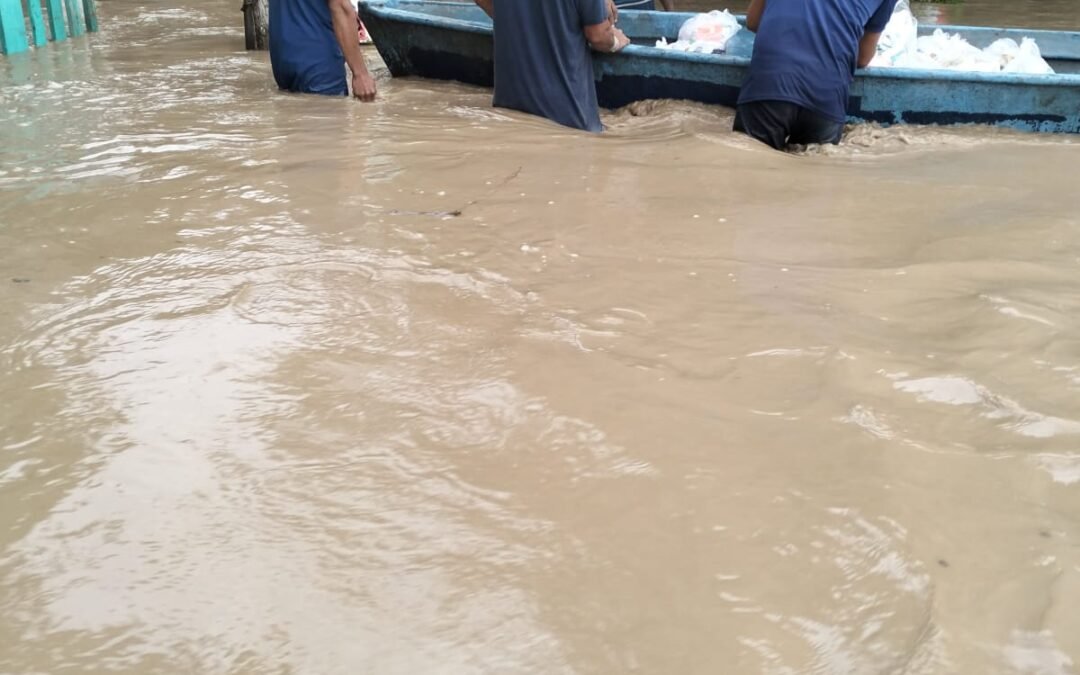 APOYA GOBIERNO ESTATAL A FAMILIAS AFECTADAS EN SAN VICENTE